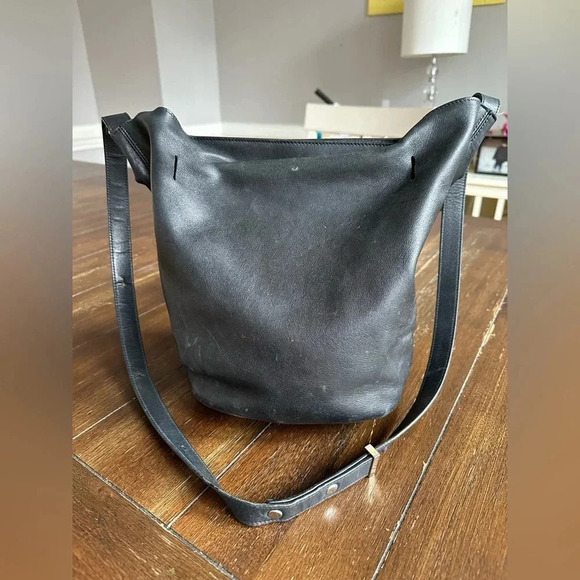 Cuyana bucket bag - Picture 10 of 16